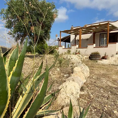 Holiday home Chiara Montallegro